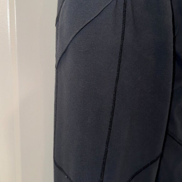 Black Jogger Leggings with Pockets, Under Armour Small - Picture 6 of 10